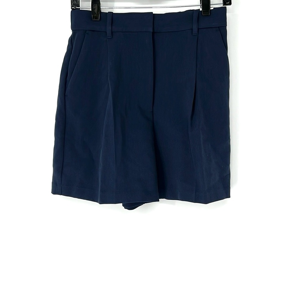 Abercrombie & Fitch NWT high rise pleated shorts women’s small